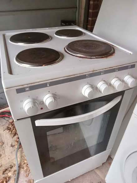 Photo of free Cooker/Oven (Attwood Green B5) #1