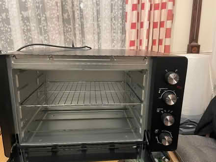 Photo of free 60 litre mini/countertop oven unused (Bromborough Pool CH62) #2