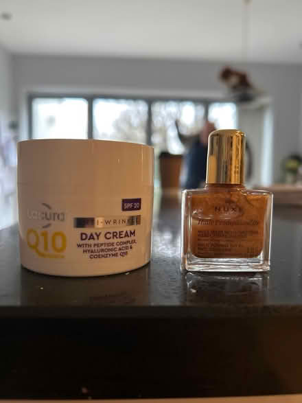 Photo of free Creams (CB3) #1