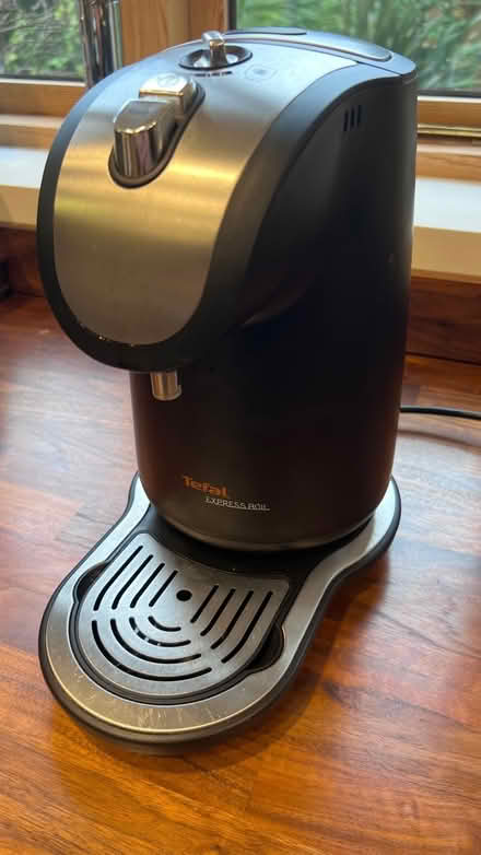 Photo of free One cup kettle (Colchester CO4) #2