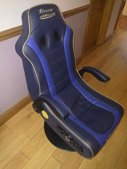 Photo of free Gaming chair (HR2 Redhill) #2