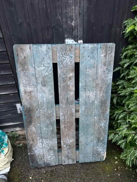 Photo of free Wooden pallet (HP16) #1