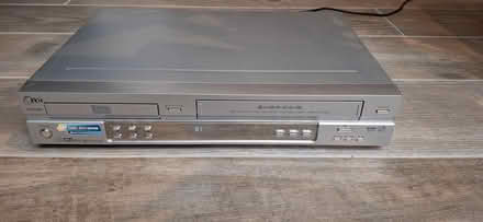 Photo of free DVD and VHS player (SM4) #1