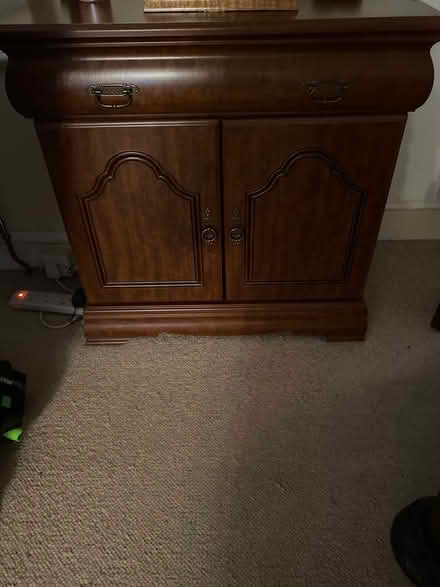 Photo of free Small sideboard (Sa59pj) #1