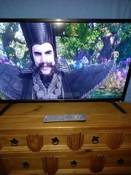 Photo of free SHARP 32in LCD TV (Great Shefford RG17) #1