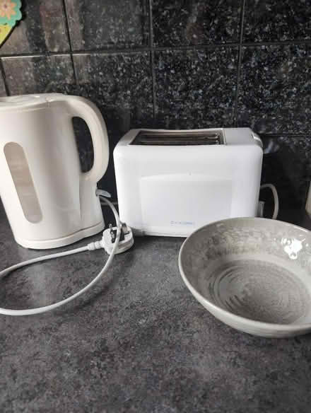Photo of free Kettle and toaster (Barton-in-Fabis CP NG11) #1