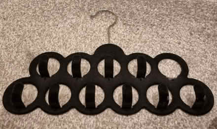 Photo of free Small hanger (Chester CH1) #1