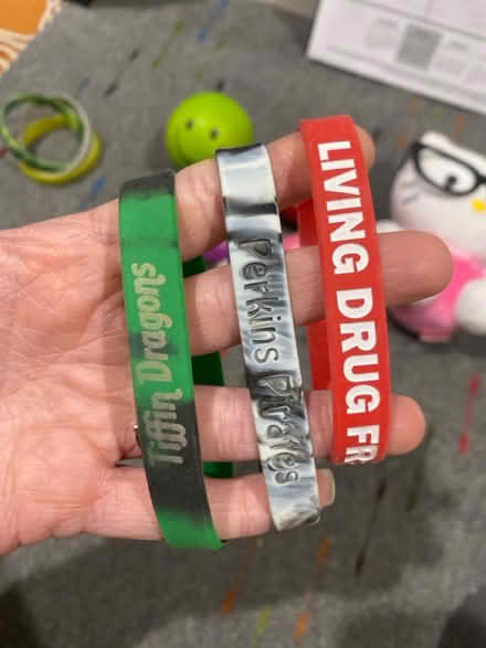 Photo of free Bracelets, Hello Kitty plush, bowl (Oregon) #3