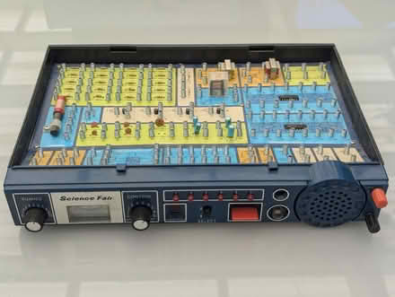 Photo of free Electronics kit - 200 in 1 projects (Cook) #1