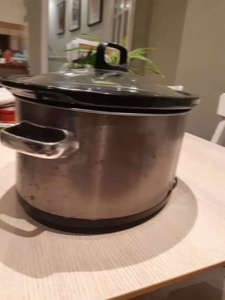 Photo of free Crockpot large slow cooker (South Norwood, SE25) #2