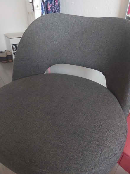 Photo of free Comfy grey chair (SE1 7, Lambeth North) #2