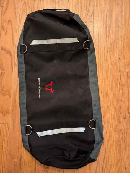 Photo of free New add-on duffle zipper bag (Seattle Bitter Lake) #2
