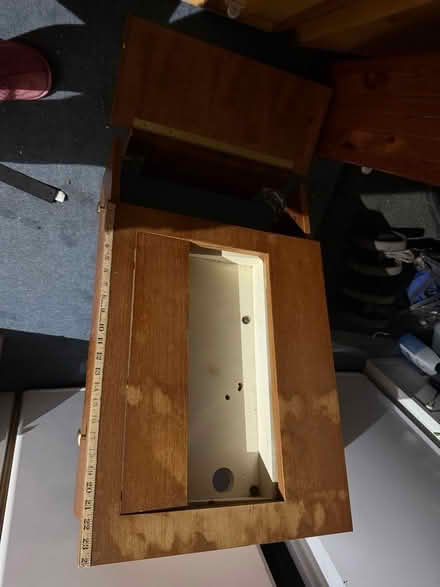 Photo of free Singer sewing machine cabinet see description (GU11) #3