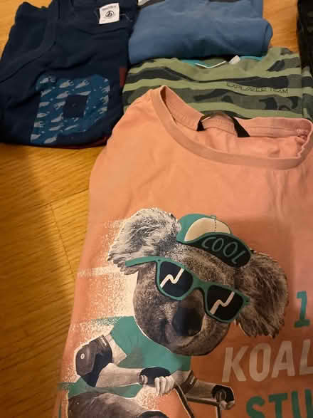 Photo of free Boys bundle 8-9Y (EC1V Angel) #3