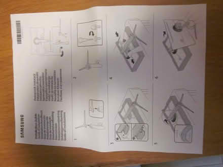 Photo of free Samsung monitor stand (AL7 Welwyn Garden City) #4