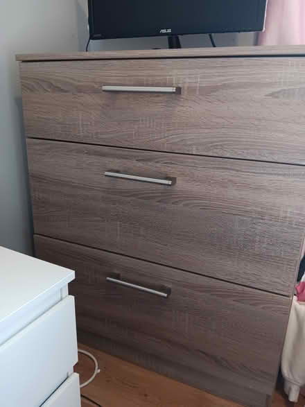 Photo of free Wardrobe ,drawers (Liverpool) #2