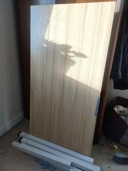 Photo of free Office desk (CV6) #1