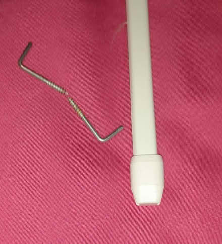 Photo of free Extending net curtain rail, including hooks - 180 to 320cms (Bernards Heath AL1) #2