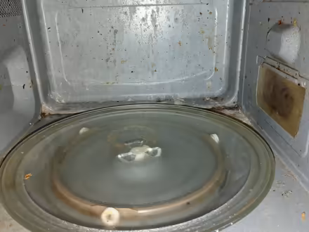 Photo of free Microwave (Gatley SK8) #2