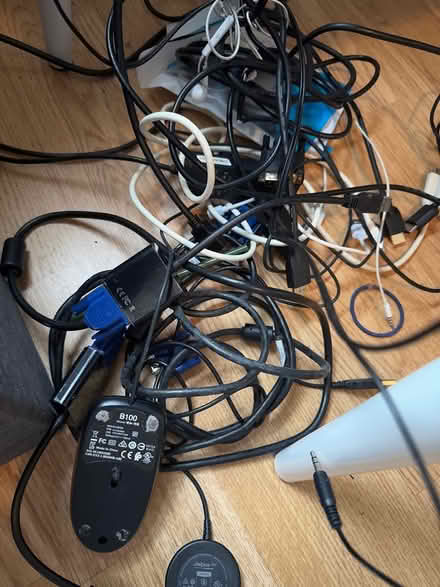 Photo of free 2 keyboards 2 mice & loads of wires (Bootle) #3