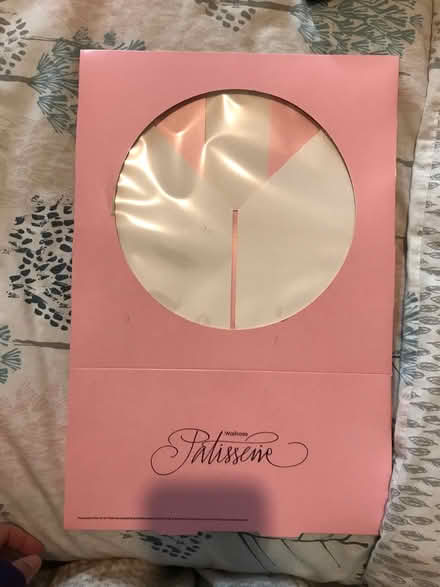 Photo of free Cake box (KT3 new malden) #1