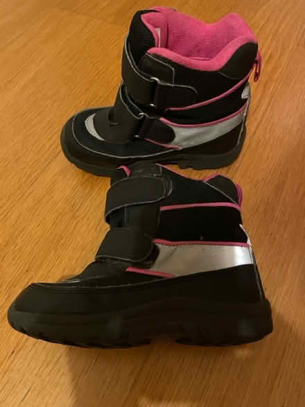 Photo of free Winter boots UK10.5 EUR28 (EC1V Angel) #1