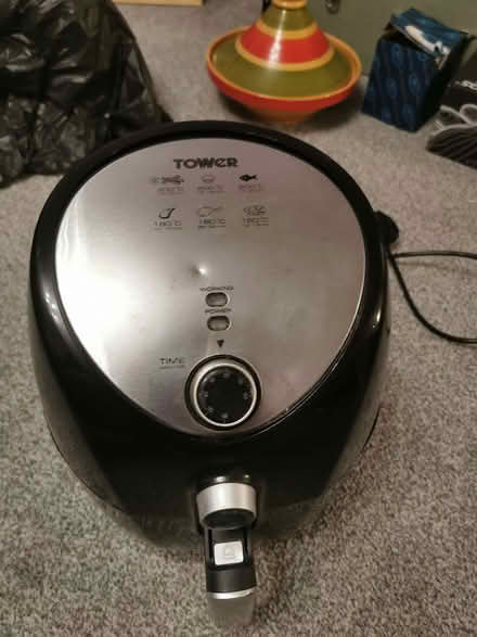 Photo of free Airfryer (Longsands PR2) #3