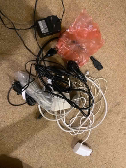 Photo of free Electric cables (Isleworth, TW7) #1