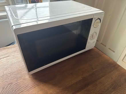 Photo of free Microwave (HP16) #1