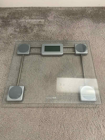 Photo of free Salter weighing scales (Leicester LE8) #1