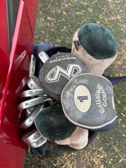 Photo of free Golf clubs in bag (Leyland PR26) #2