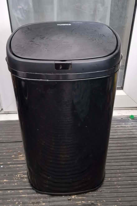 Photo of free Bin (10 liters?) (NW10) #1