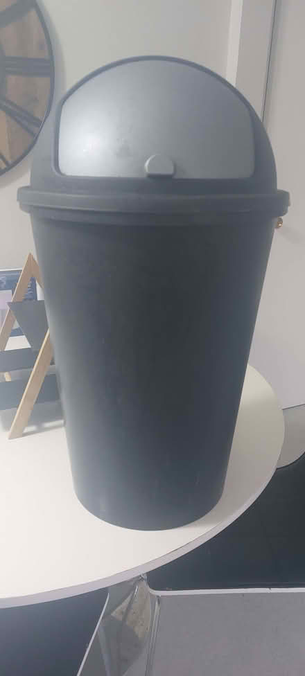 Photo of free Kitchen bin (BT15) #2