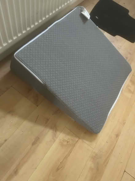 Photo of free Foam angled pillow (S6 - Loxley/Malin Bridge) #2