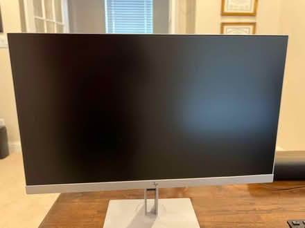 Photo of free HP Monitor 23 (Albany) #1