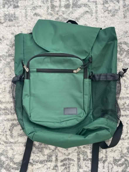 Photo of free Green backpack (Shefford SG17) #1