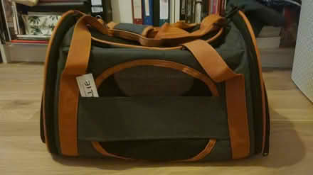 Photo of free Cat/small dog carrier (N7 Holloway/Kentish Town) #1