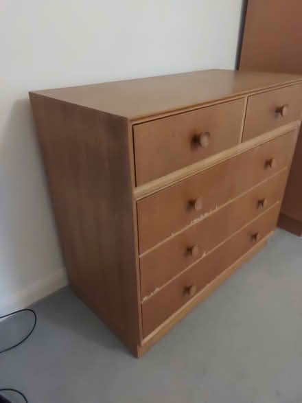 Photo of free Chest of 5 drawers 90cmx46cmx82cm (Worcester Park KT4) #2