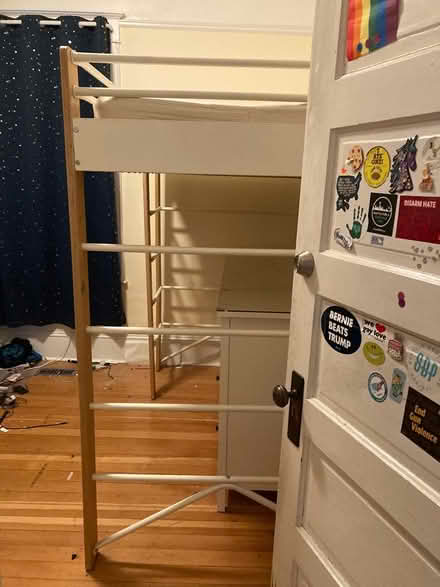Photo of free Loft/bunk bed (Central Seattle) #3