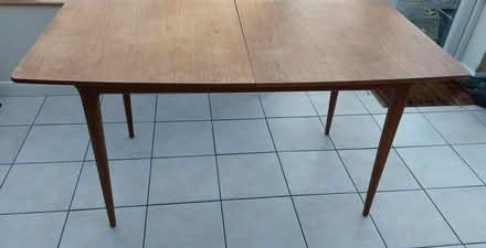 Photo of free Expandable table (Quinton B62) #1