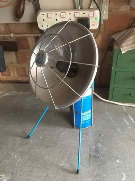 Photo of free Camping gas heater (Wokingham RG40) #1