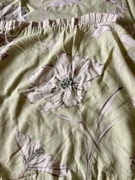 Photo of free 2 Single Duvet Covers with Pillowcases (Harbury CV33) #3