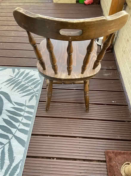 Photo of free 4 x chairs (Hoddesdon EN11) #3