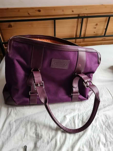 Photo of free Samsonite duffle bag (Canary Wharf) #1