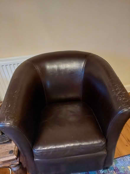 Photo of free Faux leather tub chair (Oxford-Freegle CGA OX3) #1