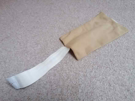 Photo of free Sleeve for gel pack (Kendal LA9) #1
