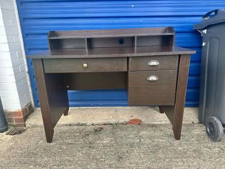 Photo of free Desk (Sanderstead CR2 0AR) #1