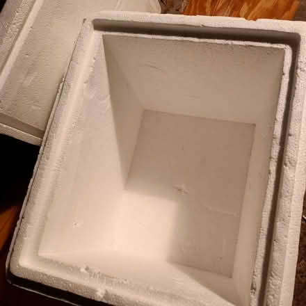 Photo of free Styrofoam Cooler (Ridgefield Park) #2