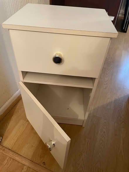 Photo of free Bedside drawer (ST3 Catchems corner meir) #2