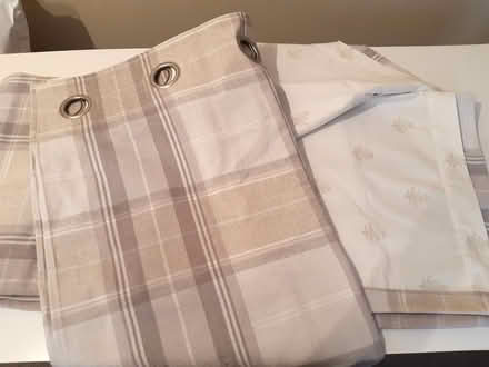Photo of free Pair of Eyelet curtains (Cheltenham GL51) #1